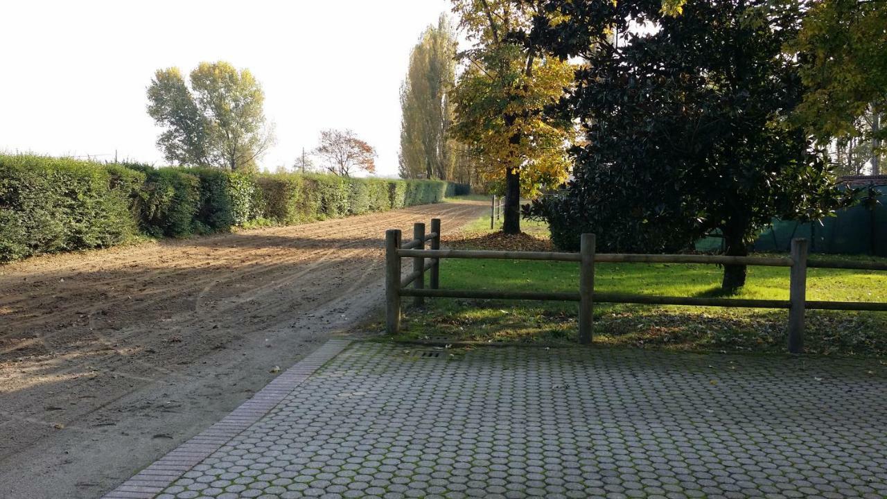 Vila Scuderia 100 Pertiche Villanterio Exteriér fotografie