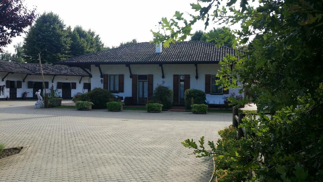 Vila Scuderia 100 Pertiche Villanterio Exteriér fotografie